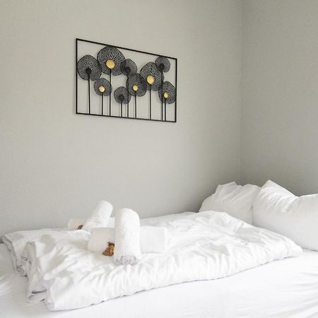 Apartament Arbeitsplatz, Balkon, Tiefgarage Naehe Neue Messe Lipsk Zewnętrze zdjęcie